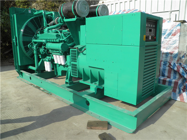 独山发电车出租-柴油发电机组在使用的过程中应该做好哪些防护工作