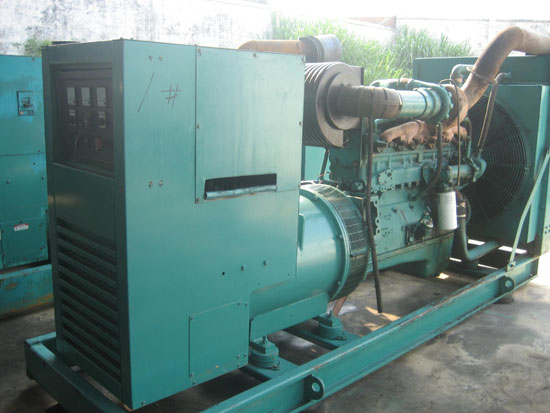 独山租赁发电机- 发电机碳刷磨损的原因是什么