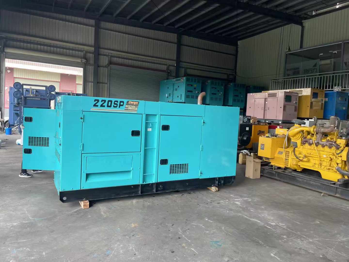 独山800kW 柴油发电机的输出电流波动范围是多少？