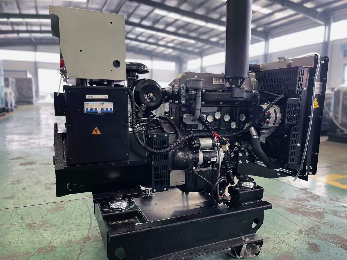 独山如何降低电感性负载对发电机的影响？