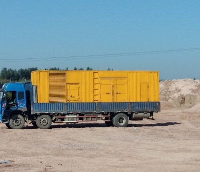 独山发电机出租如何判断柴油发电机冷却液是否需要更换？