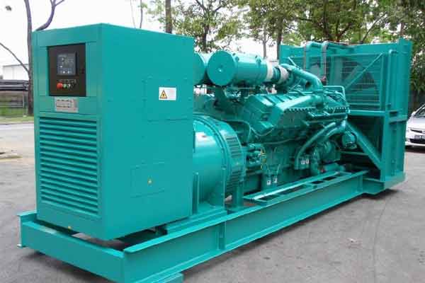 独山柴油发电机组电压不稳定怎样维修？