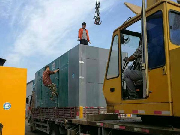 独山更换水冷式机油散热器密封件的操作流程是怎样的？